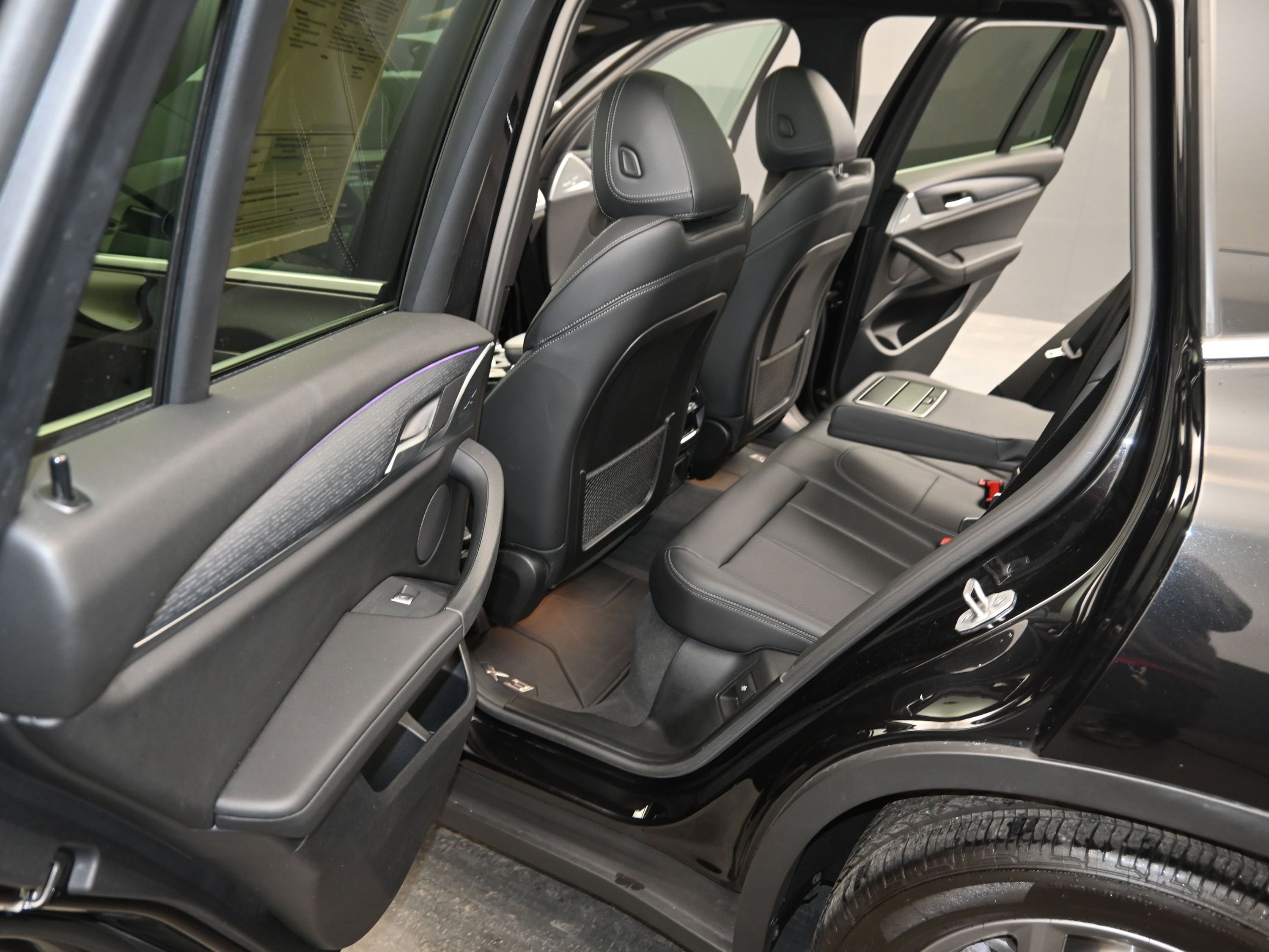 Used 2023 BMW X3 xDrive30i w/ Convenience Package image 14
