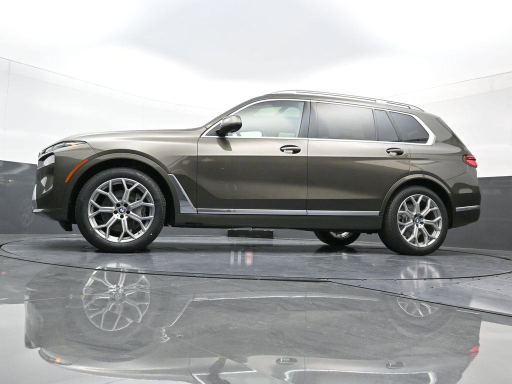 New 2025 BMW X7 xDrive40i image 35