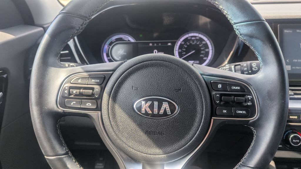 Used 2021 Kia Niro LXS FWD image 23