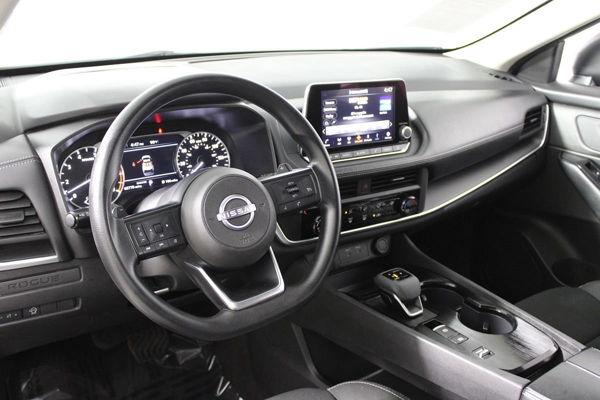 Used 2024 Nissan Rogue S FWD image 6