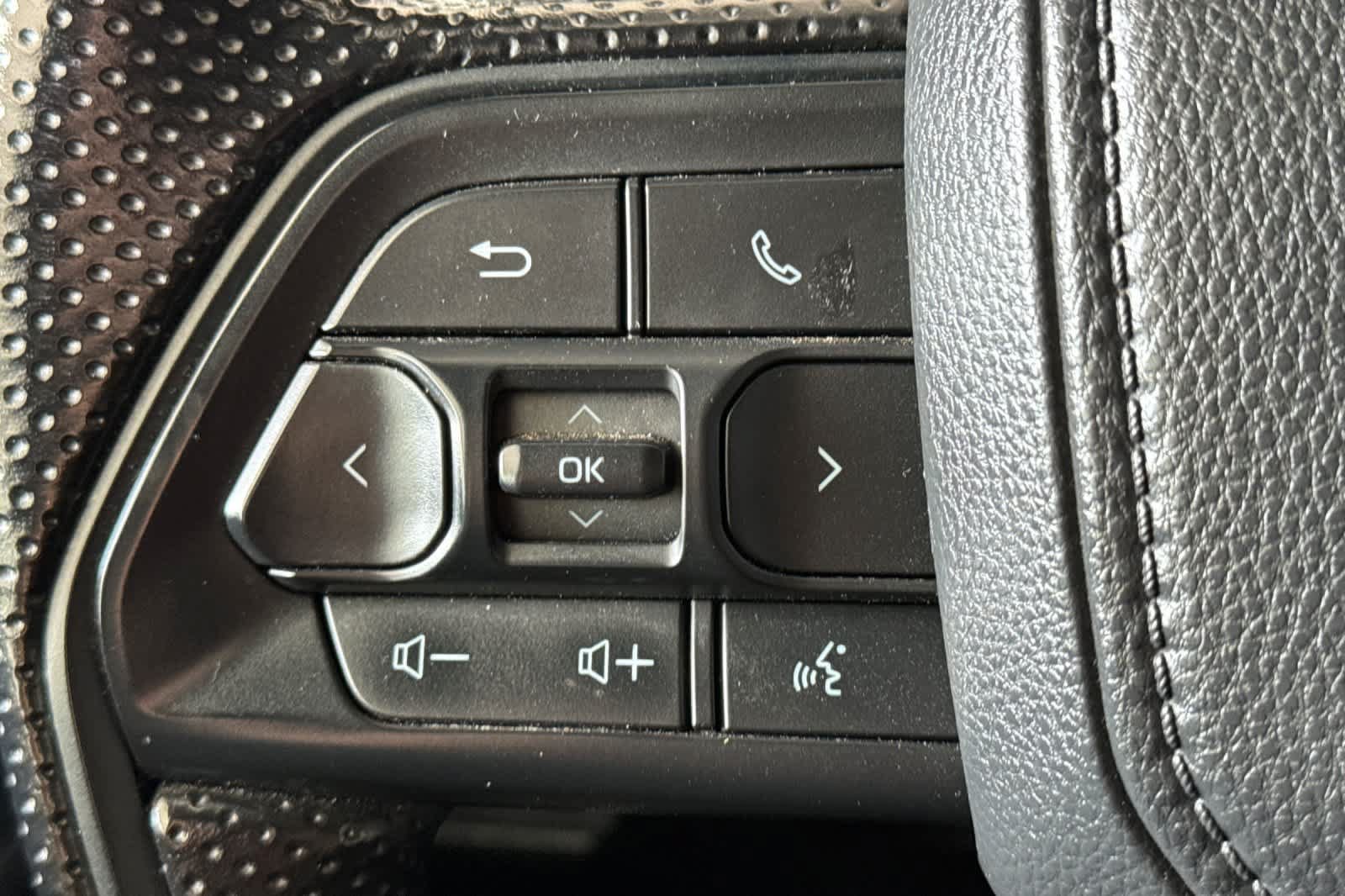 Used 2024 Toyota Tacoma SR5 RWD image 24