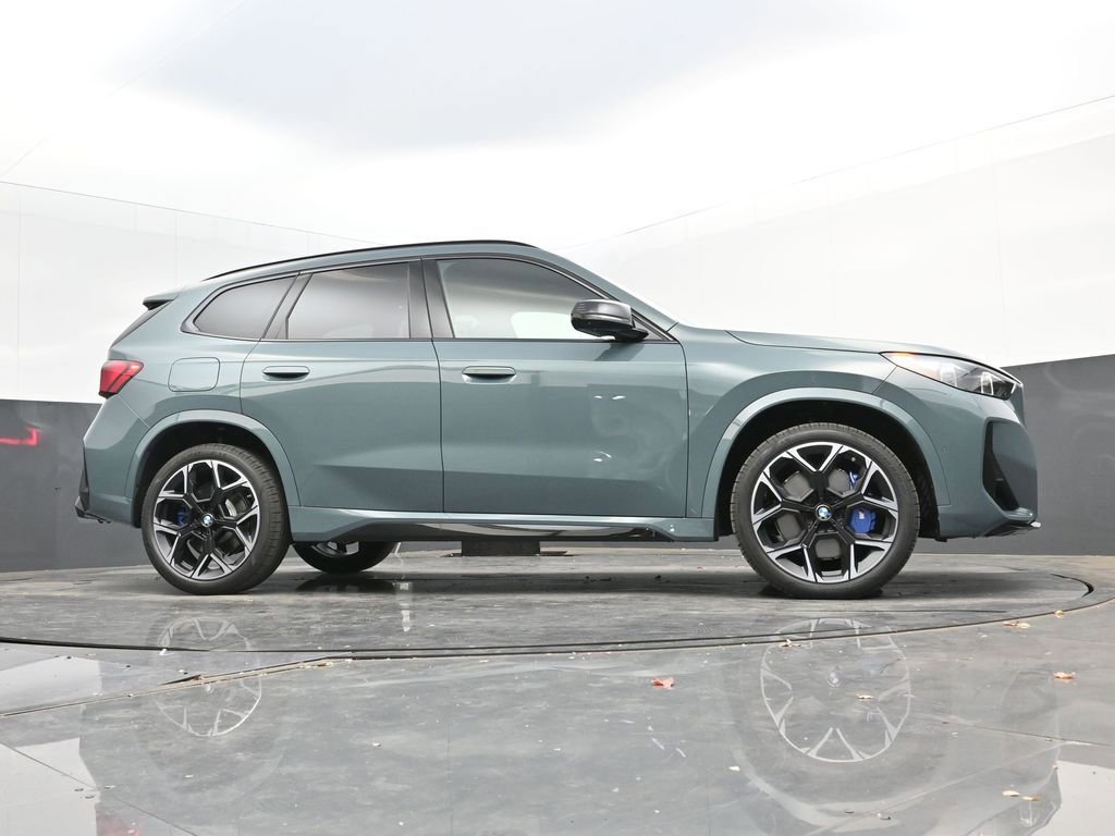 Certified 2025 BMW X1 M35i w/ Premium Package image 40