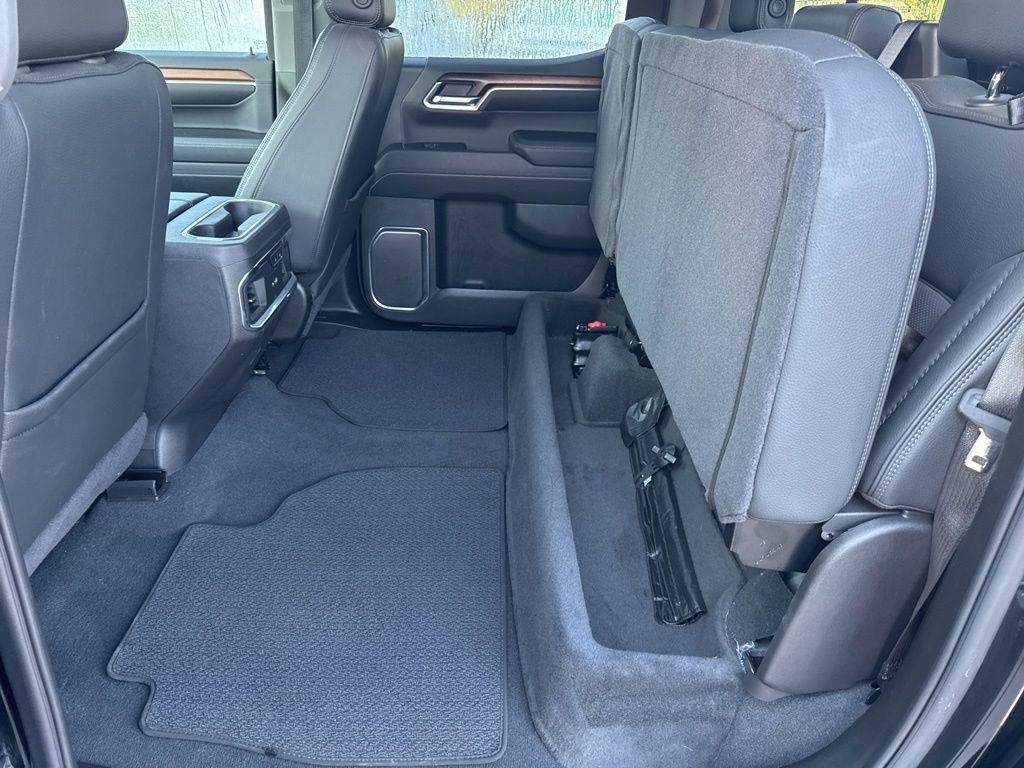 Used 2024 GMC Sierra 1500 Denali w/ Technology Package AWD/4WD image 6