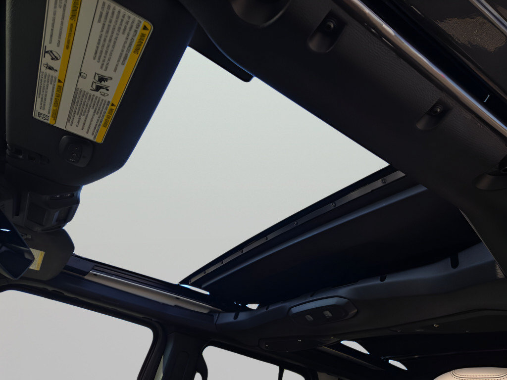 New 2027 Jeep Wrangler Unlimited Rubicon AWD/4WD image 26