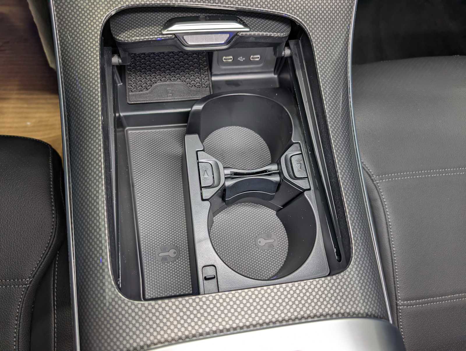 New 2026 Mercedes-Benz C 300 4MATIC Sedan image 23