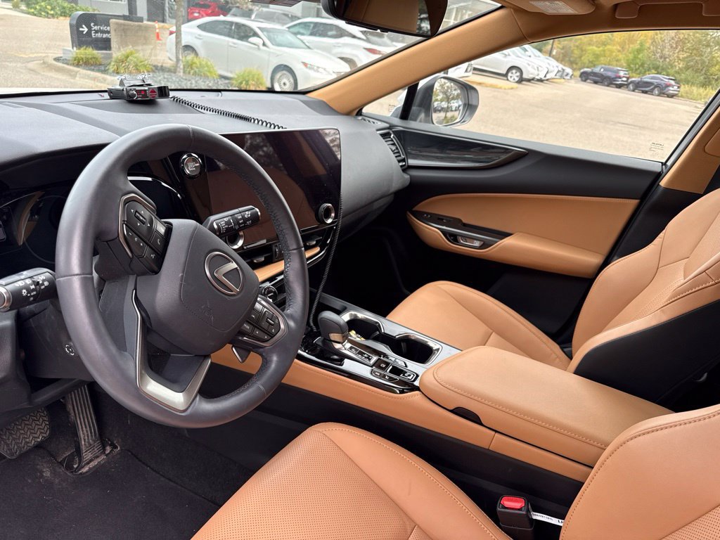 Used 2022 Lexus NX 350 AWD image 16