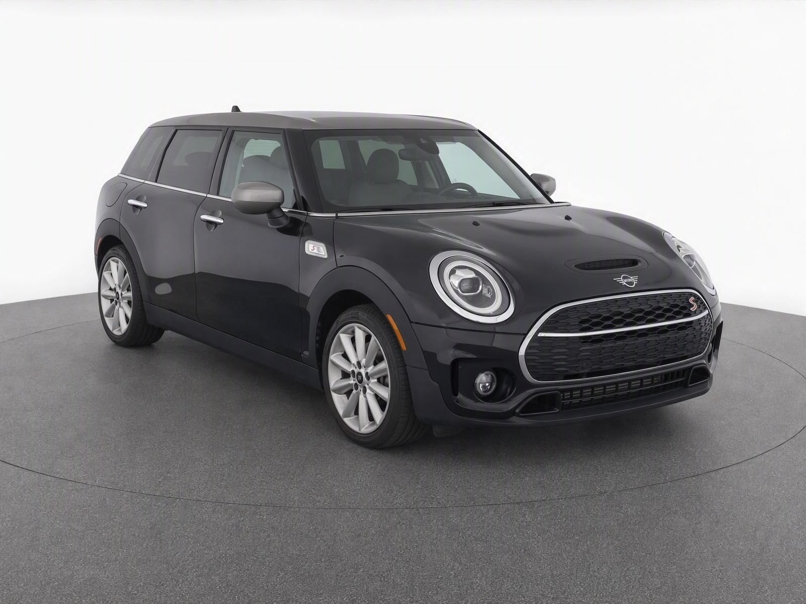 Used 2024 MINI Cooper Clubman S w/ Signature Upholstery Package FWD video 1