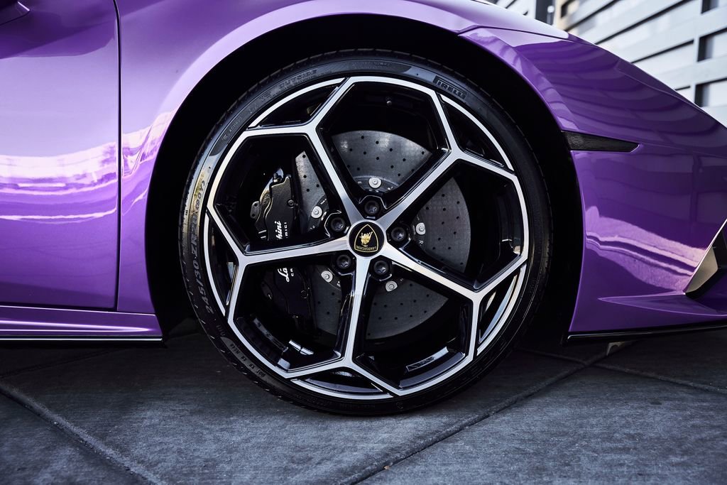 Used 2024 Lamborghini Huracan EVO image 27