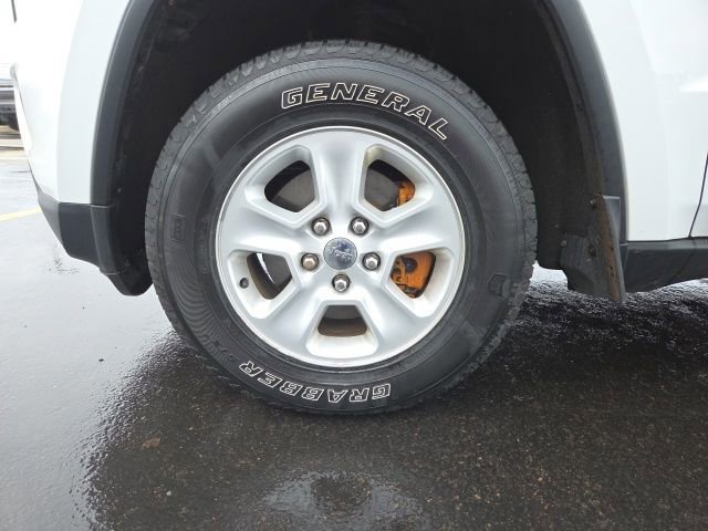 Used 2015 Jeep Grand Cherokee Laredo w/ Quick Order Package 23E image 25