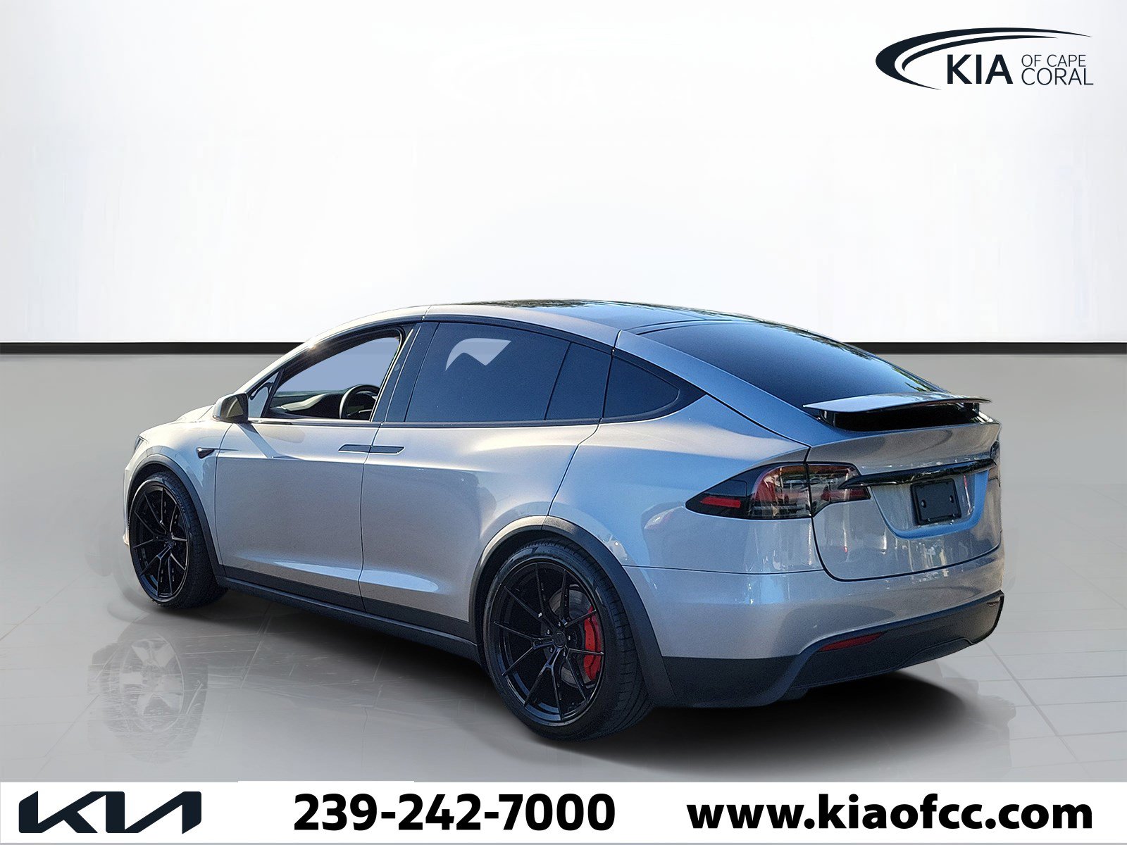 Used 2026 Tesla Model X Plaid AWD/4WD image 4