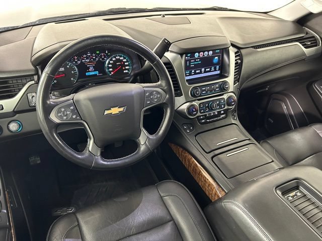 Used 2019 Chevrolet Suburban Premier AWD/4WD image 23