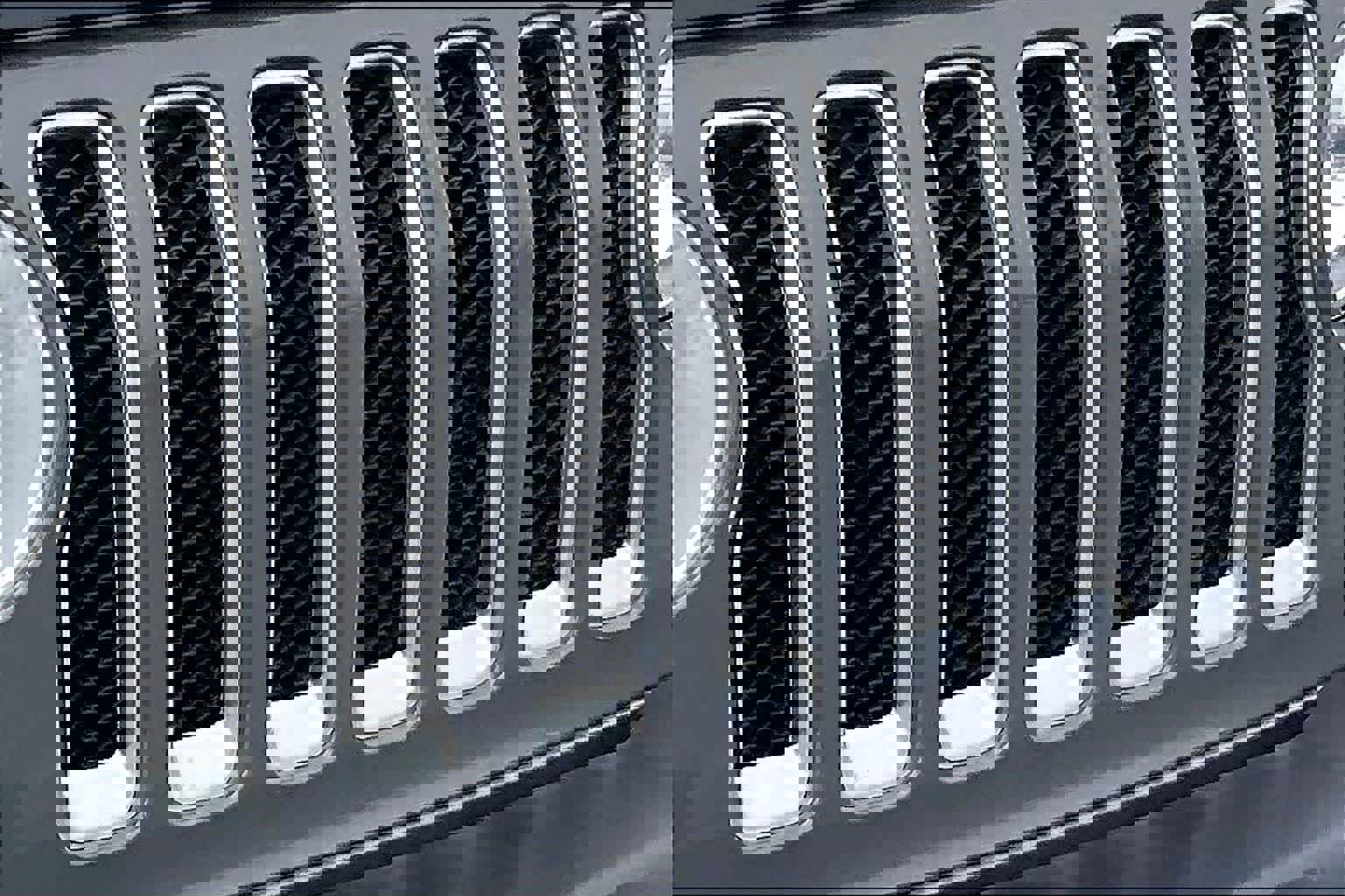 Used 2023 Jeep Wrangler Sahara image 33