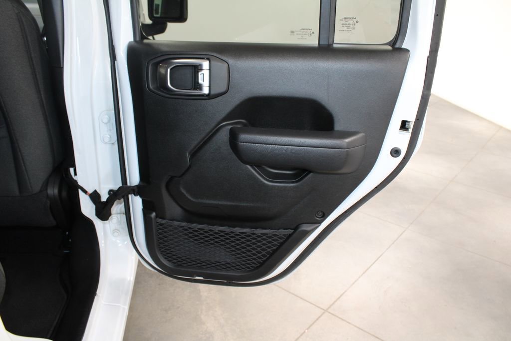 Used 2024 Jeep Wrangler Sport S image 32