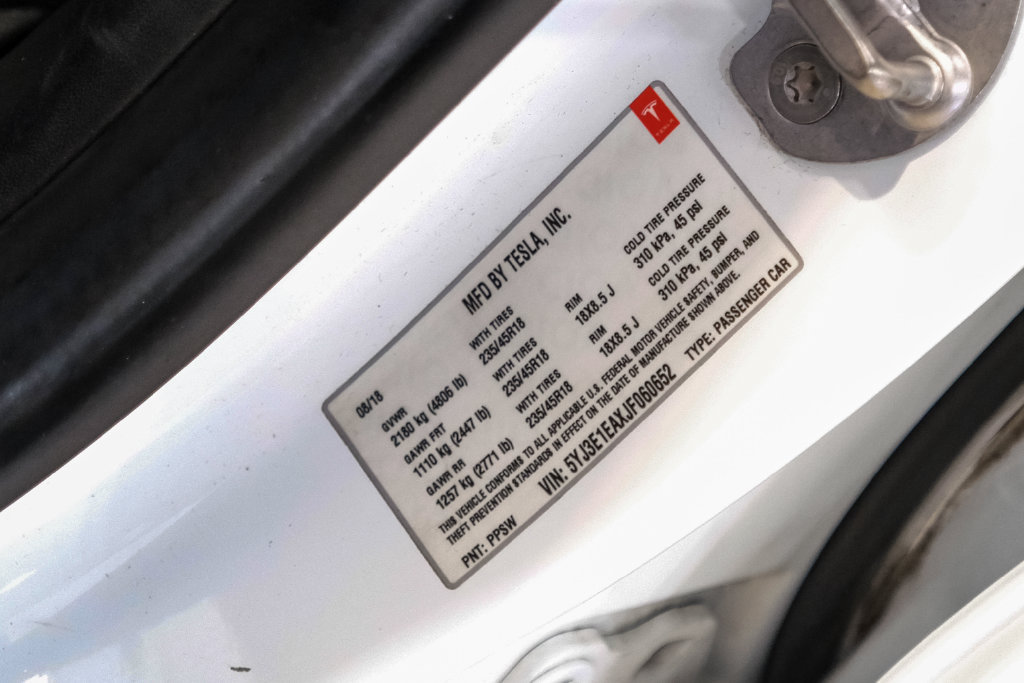 Used 2018 Tesla Model 3 Long Range RWD image 49