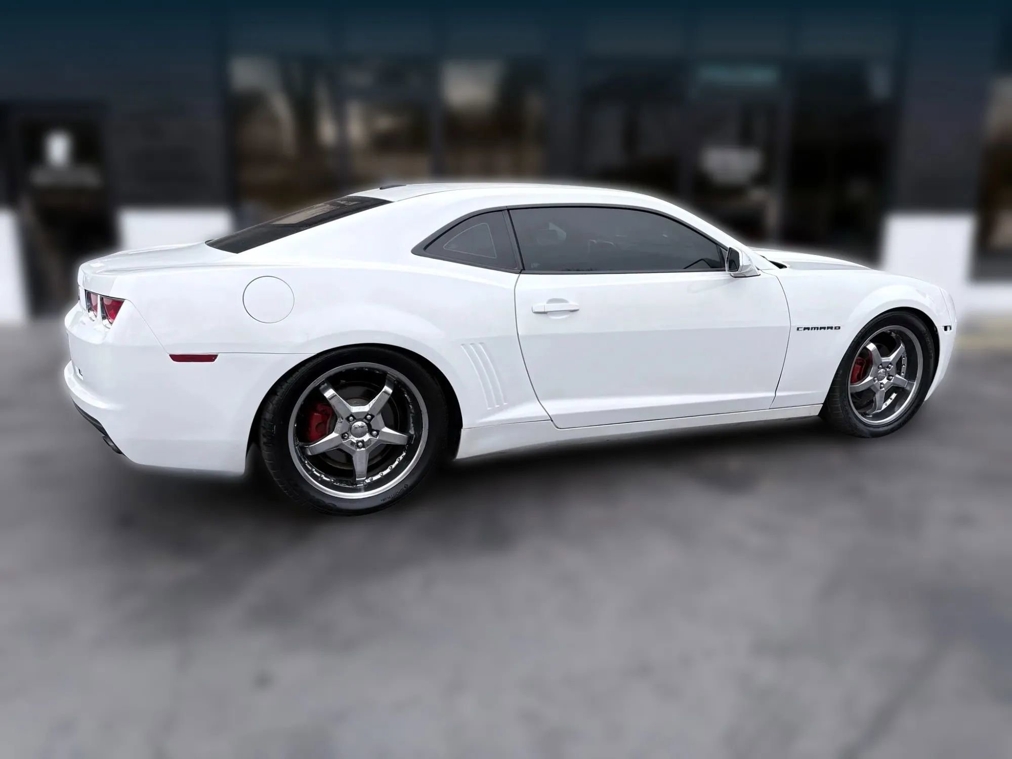 Used 2010 Chevrolet Camaro LS RWD image 4