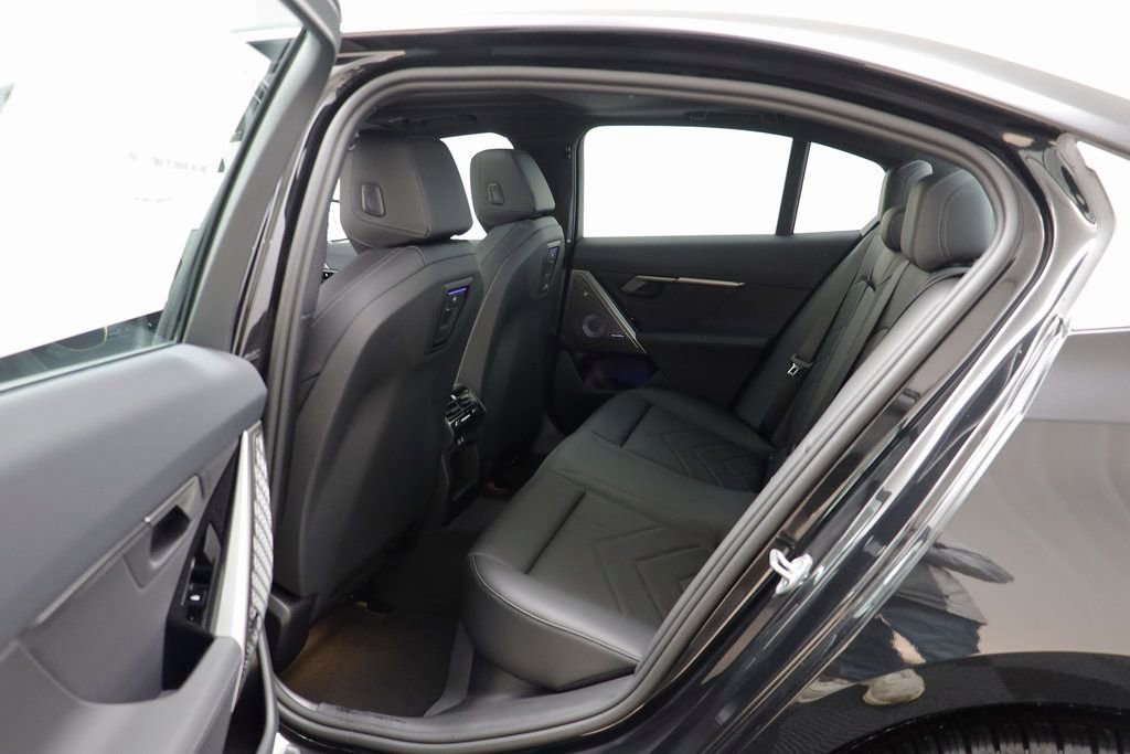 New 2026 BMW 530i xDrive w/ Premium Package image 13