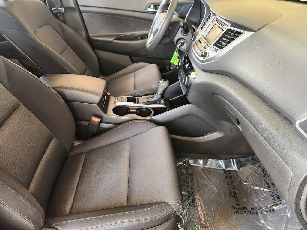 Used 2016 Hyundai Tucson SE w/ Option Group 02 AWD/4WD image 16
