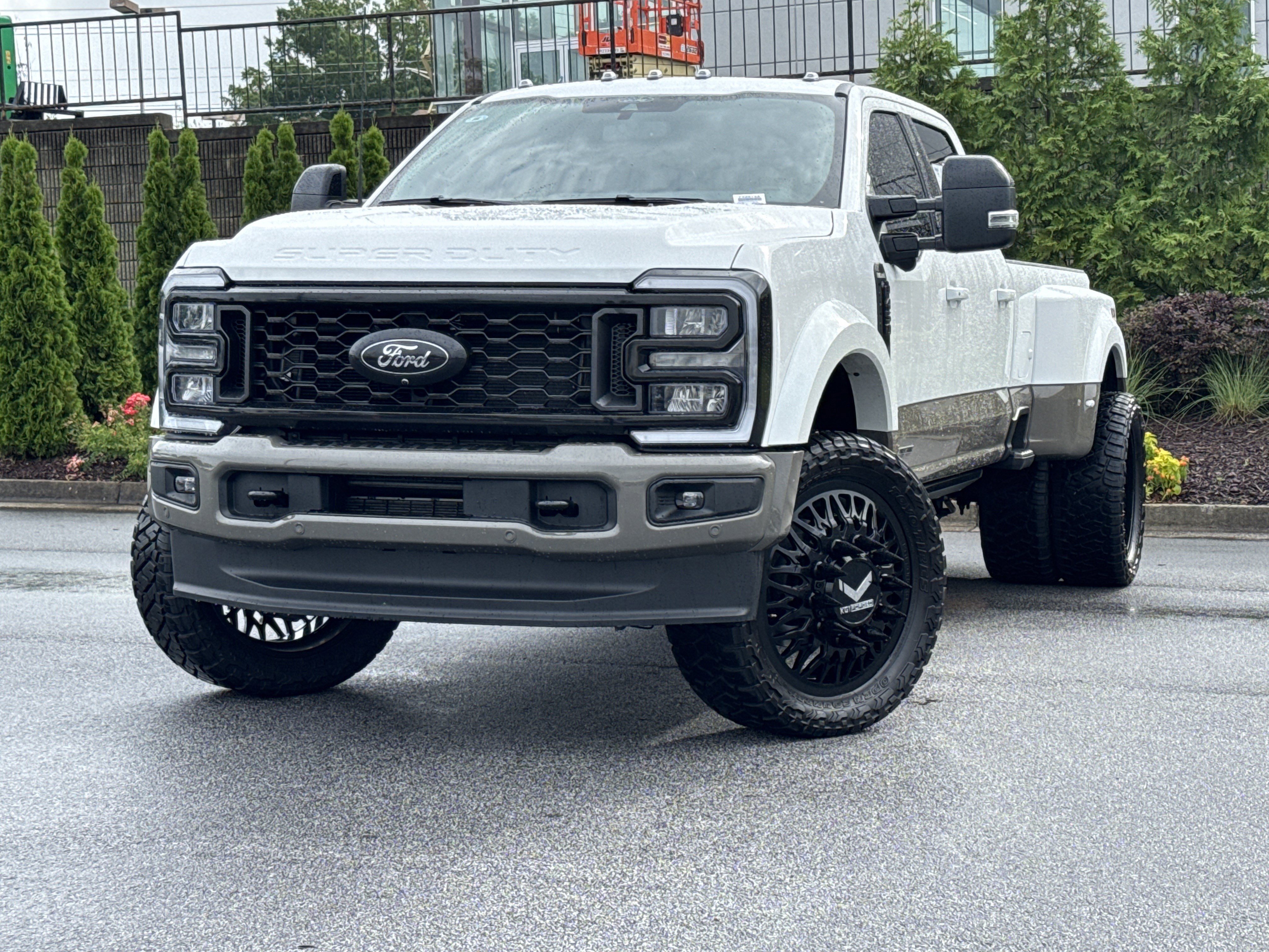 Used 2026 Ford F450 King Ranch w/ FX4 Off-Road Package AWD/4WD image 5
