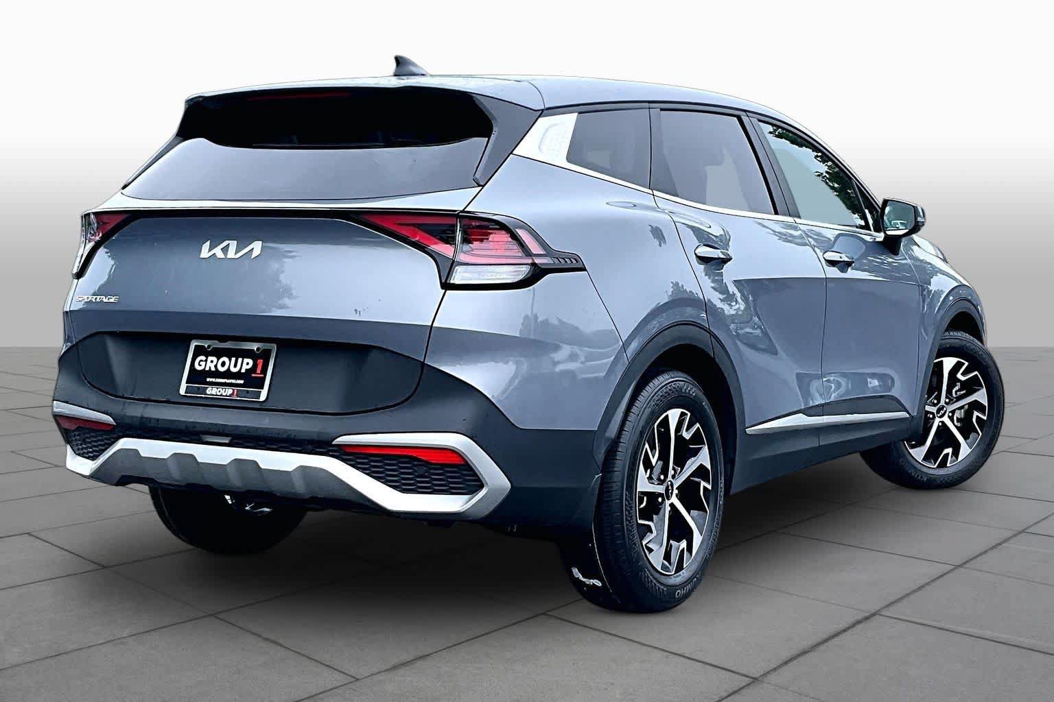 Used 2023 Kia Sportage EX FWD image 16