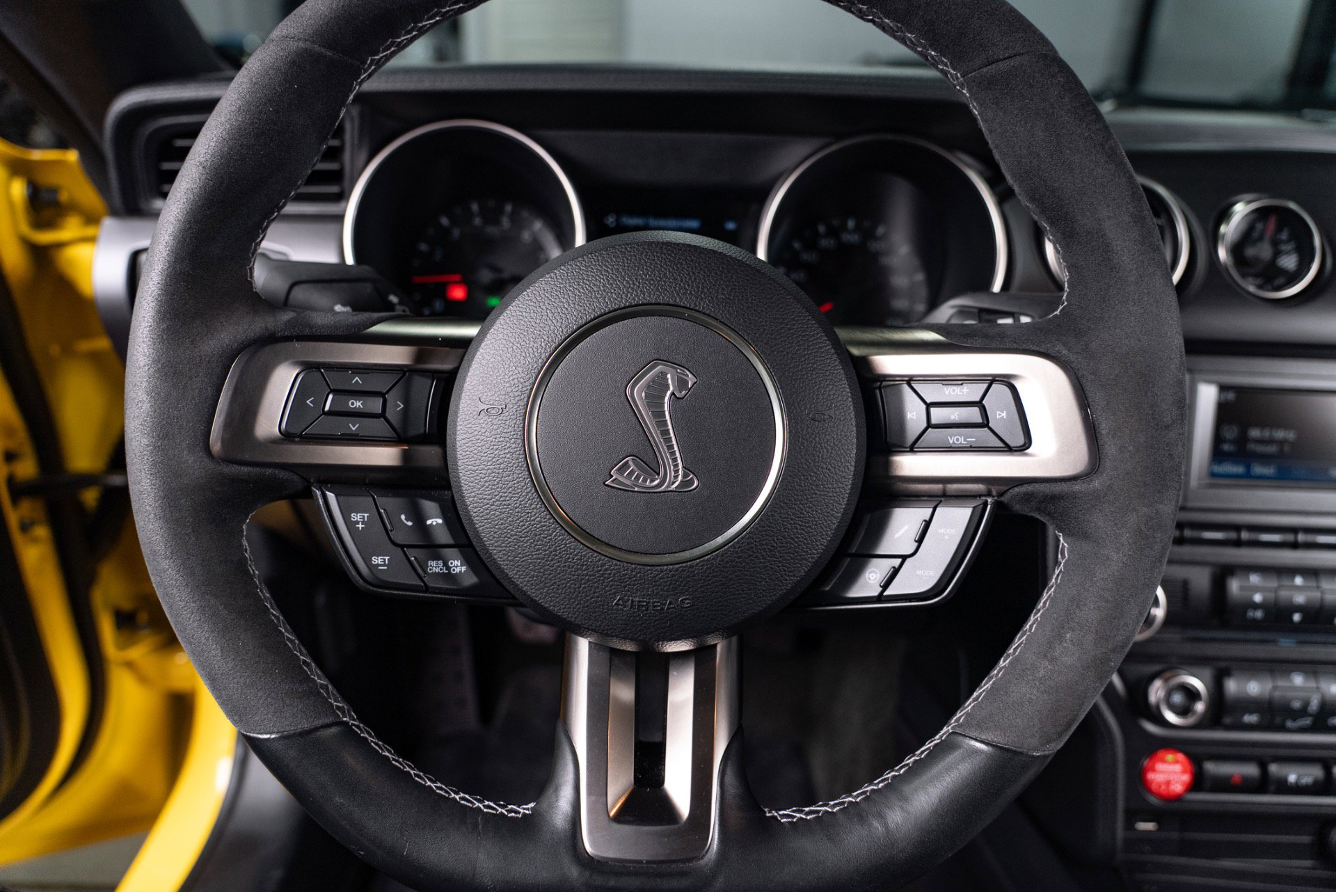 Used 2016 Ford Mustang Shelby GT350 w/ Track Package image 58