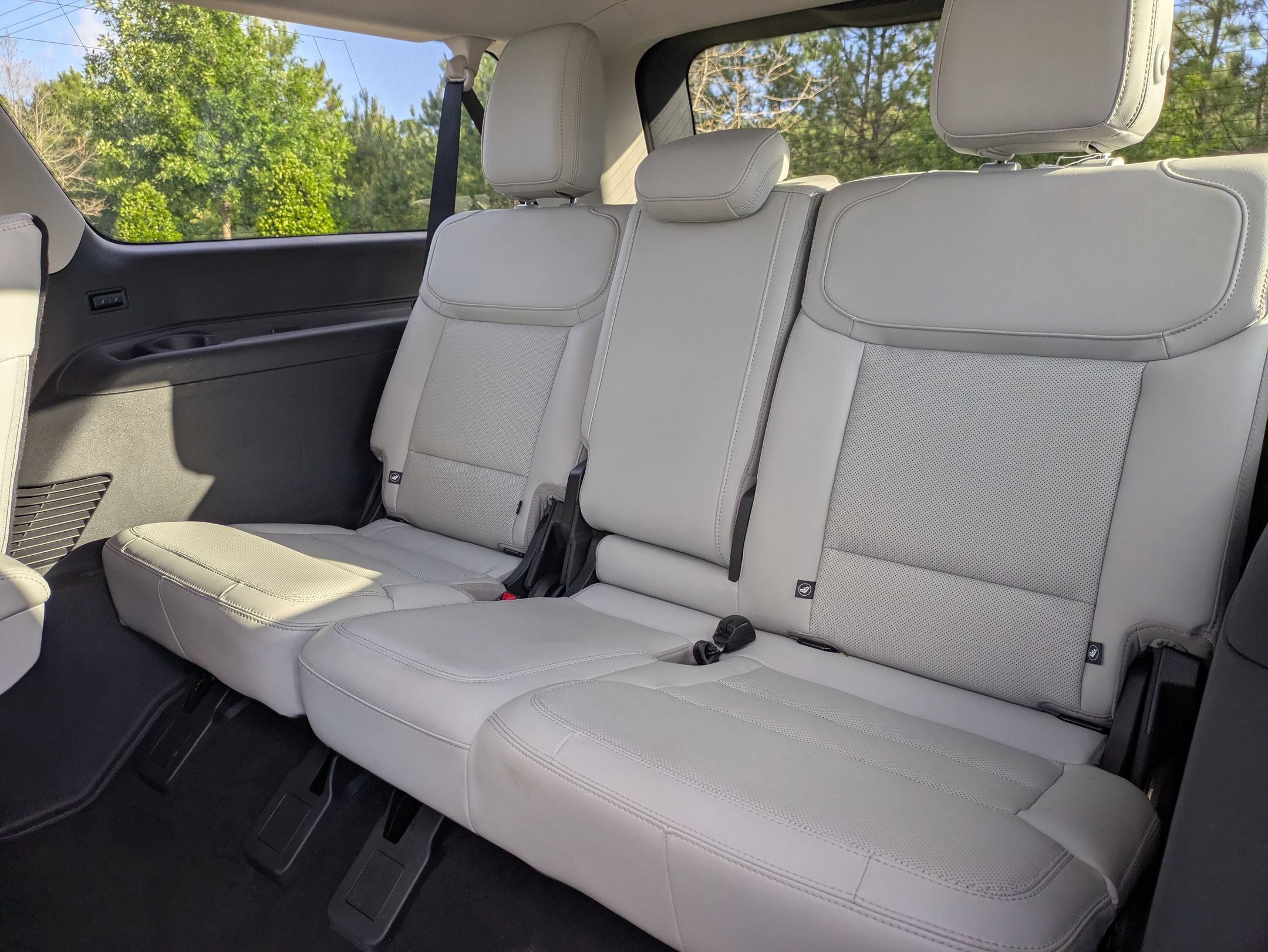 Certified 2025 Ford Expedition Max Platinum w/ Driver's Package AWD/4WD image 28