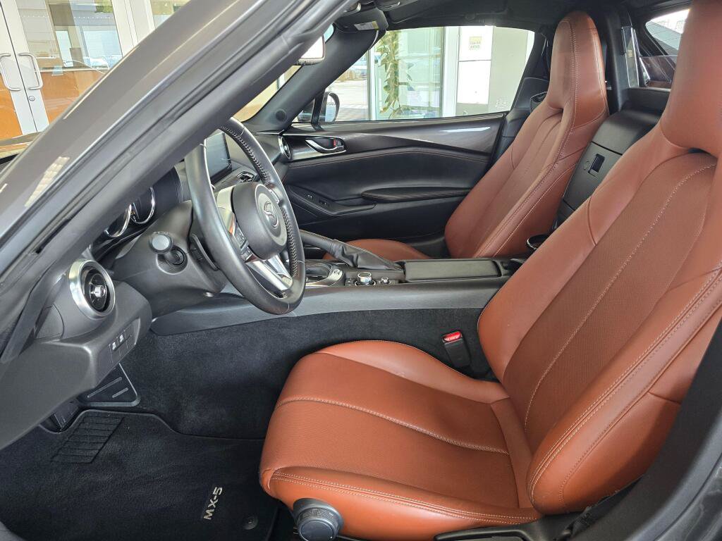 Used 2023 MAZDA MX-5 Miata Grand Touring RWD image 18