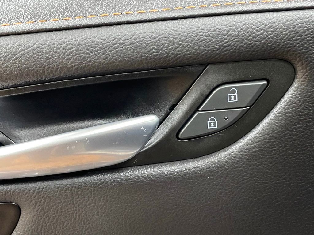 Used 2023 Cadillac XT4 Sport w/ Cold Weather Package image 15