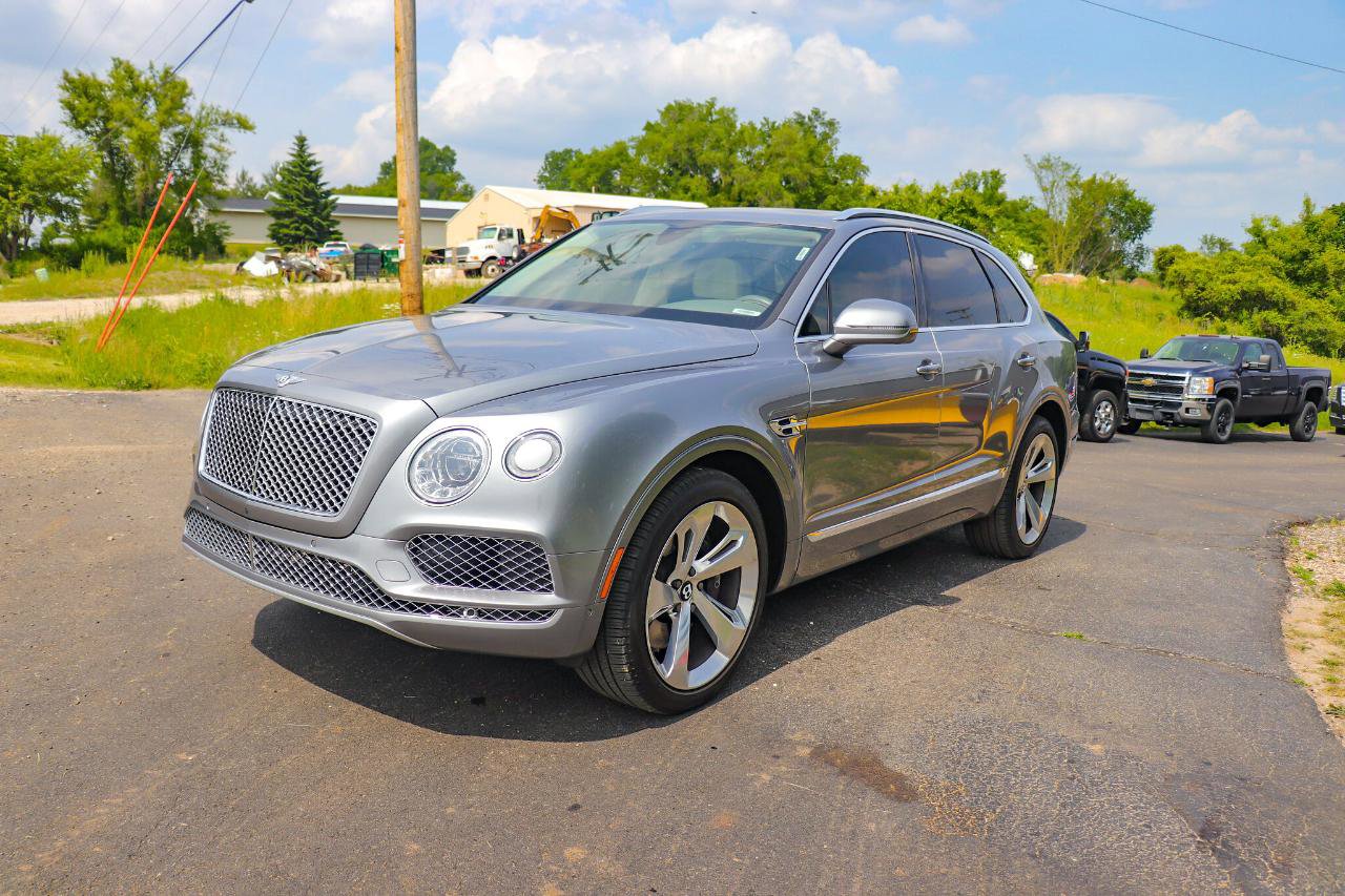 Used 2017 Bentley Bentayga image 10