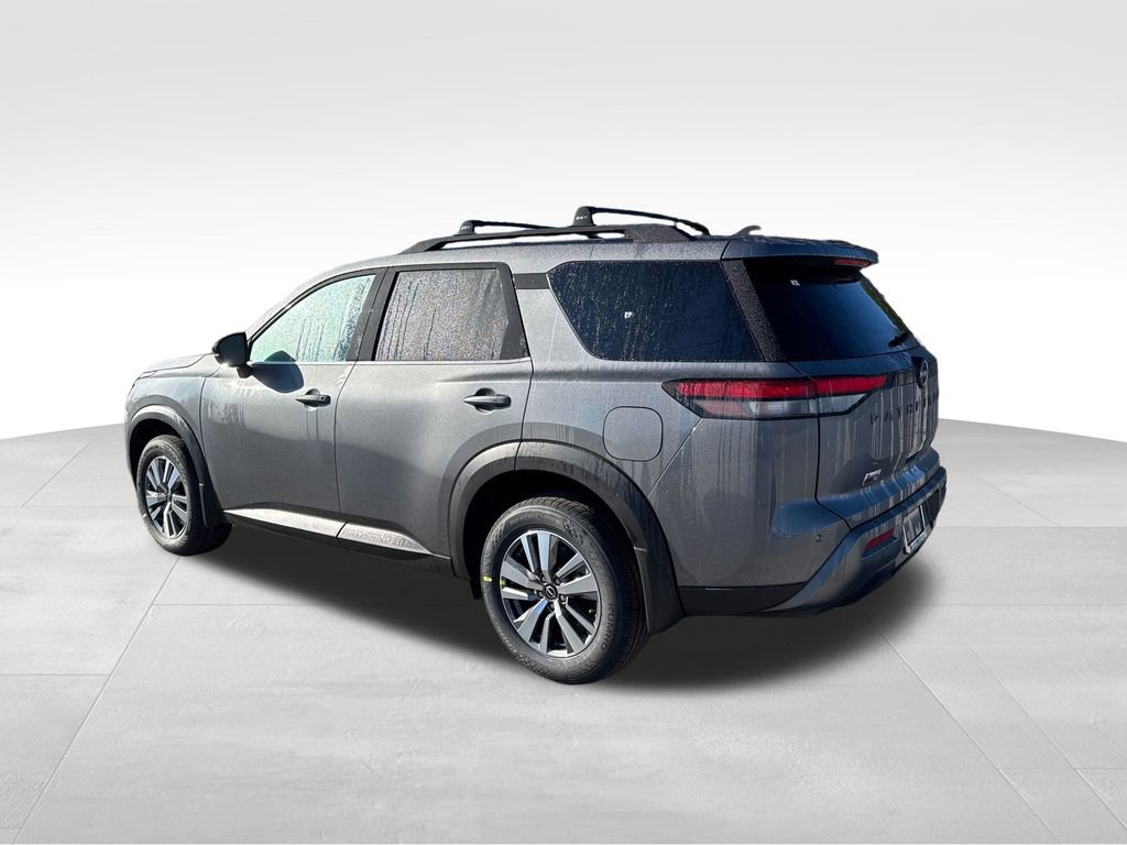 New 2026 Nissan Pathfinder SL w/ Cargo Package AWD/4WD image 4