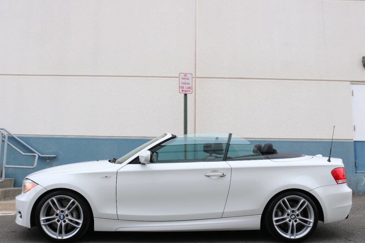 Used 2013 BMW 135i Convertible image 16