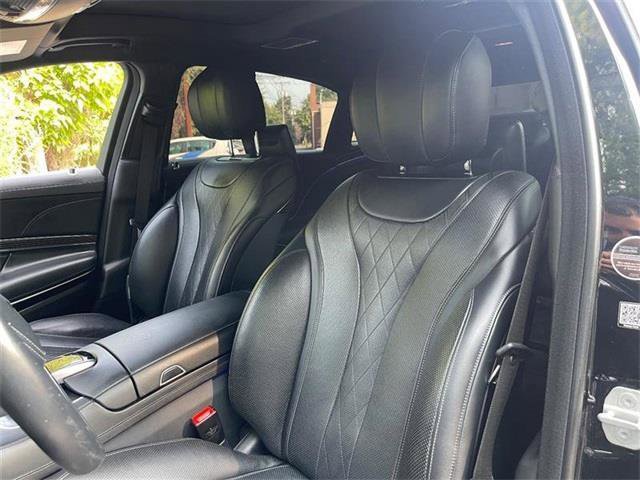 Used 2017 Mercedes-Benz Maybach S 550 4MATIC image 24
