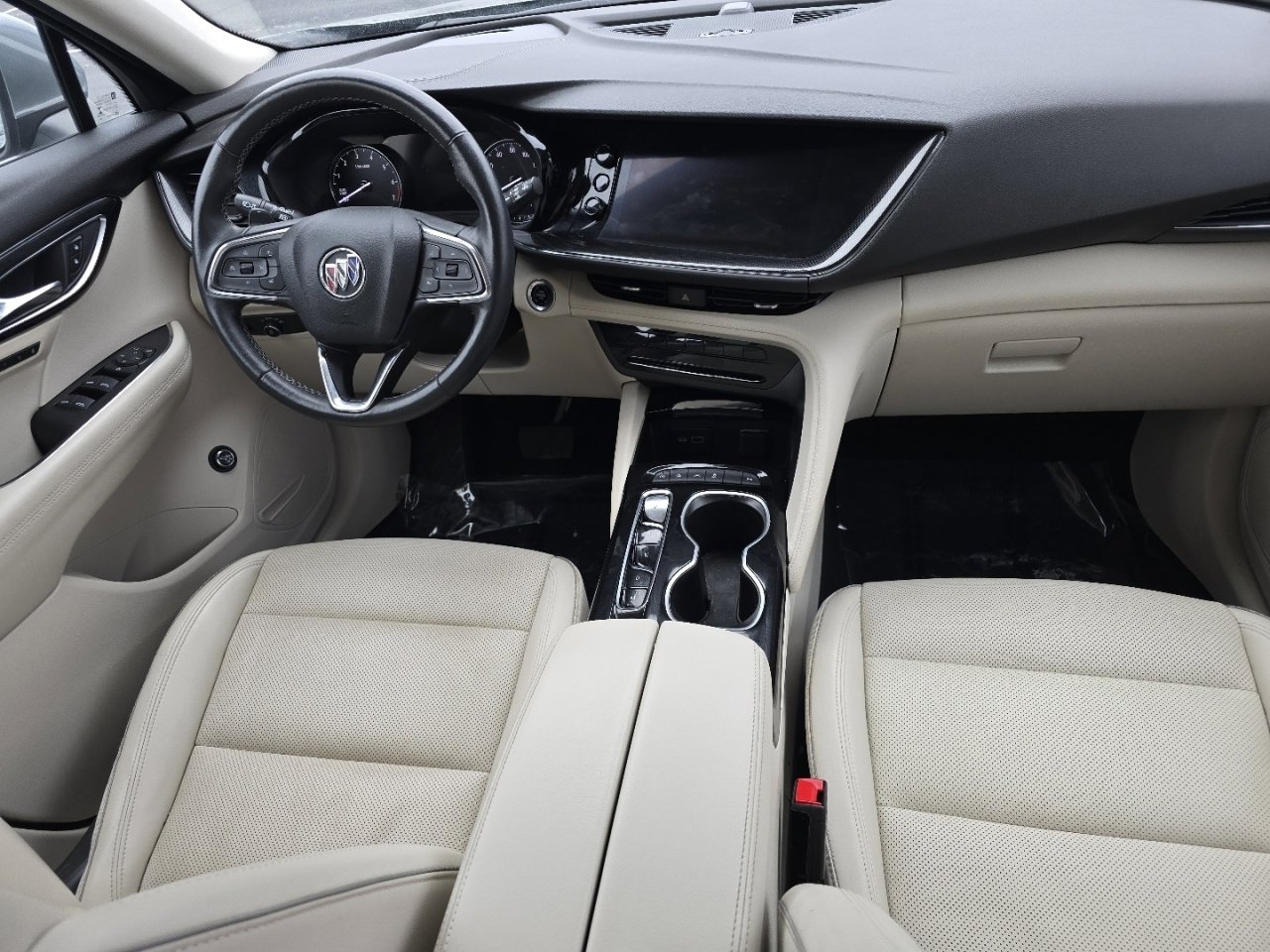 Used 2023 Buick Envision Essence image 22