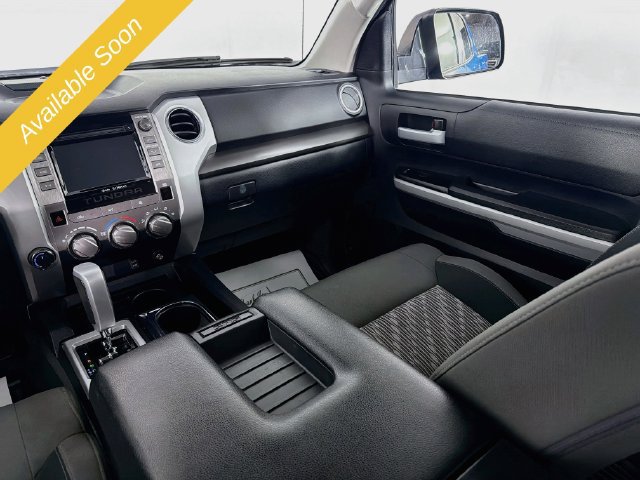 Used 2018 Toyota Tundra SR5 w/ SR5 Upgrade Package AWD/4WD image 22