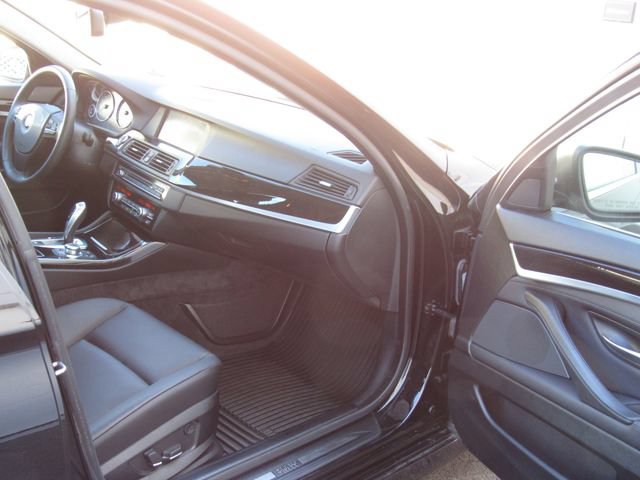 Used 2012 BMW 528i xDrive Sedan AWD/4WD image 18