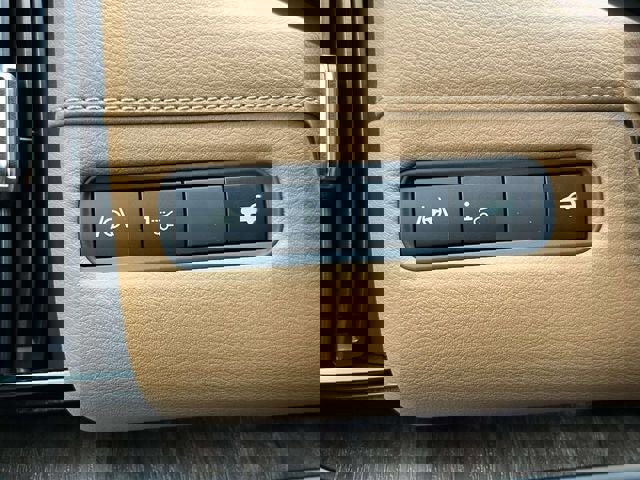 New 2026 Nissan Armada SL w/ Captain's Chari Seat Package image 21