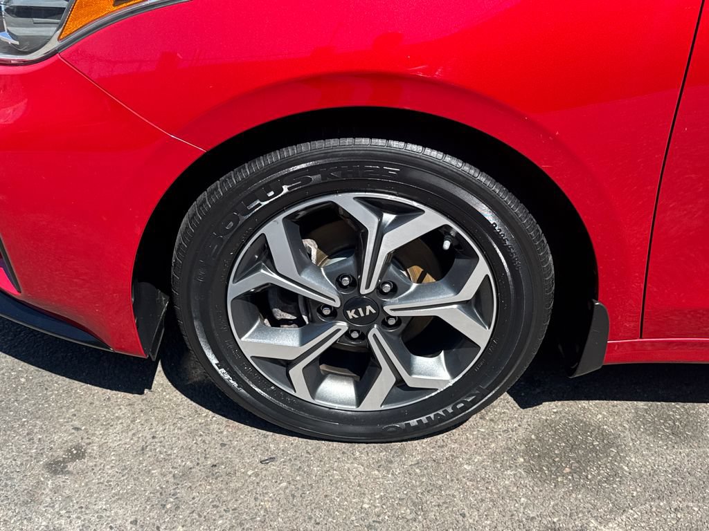 Used 2020 Kia Forte LXS FWD image 4