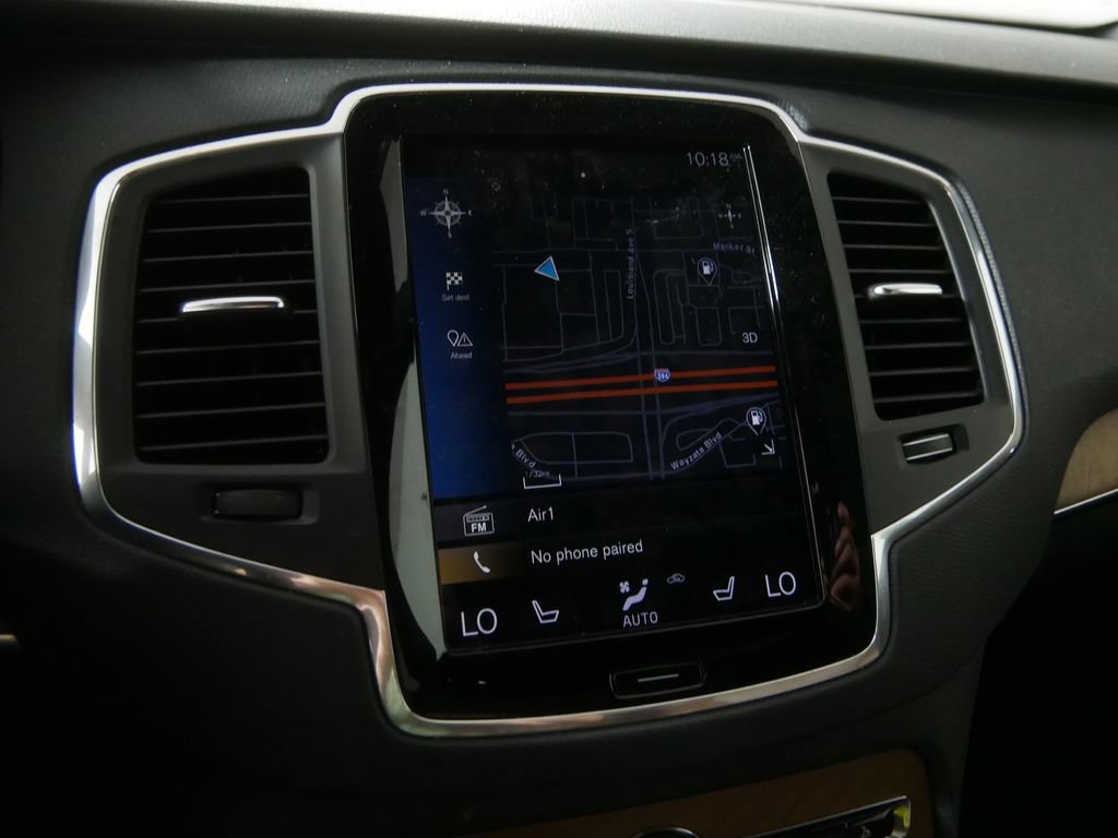 Used 2021 Volvo XC90 T6 Momentum w/ Climate Package AWD/4WD image 28