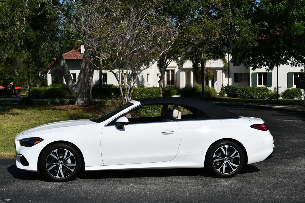 Used 2024 Mercedes-Benz CLE 300 4MATIC Cabriolet w/ Driver Assistance Package image 33