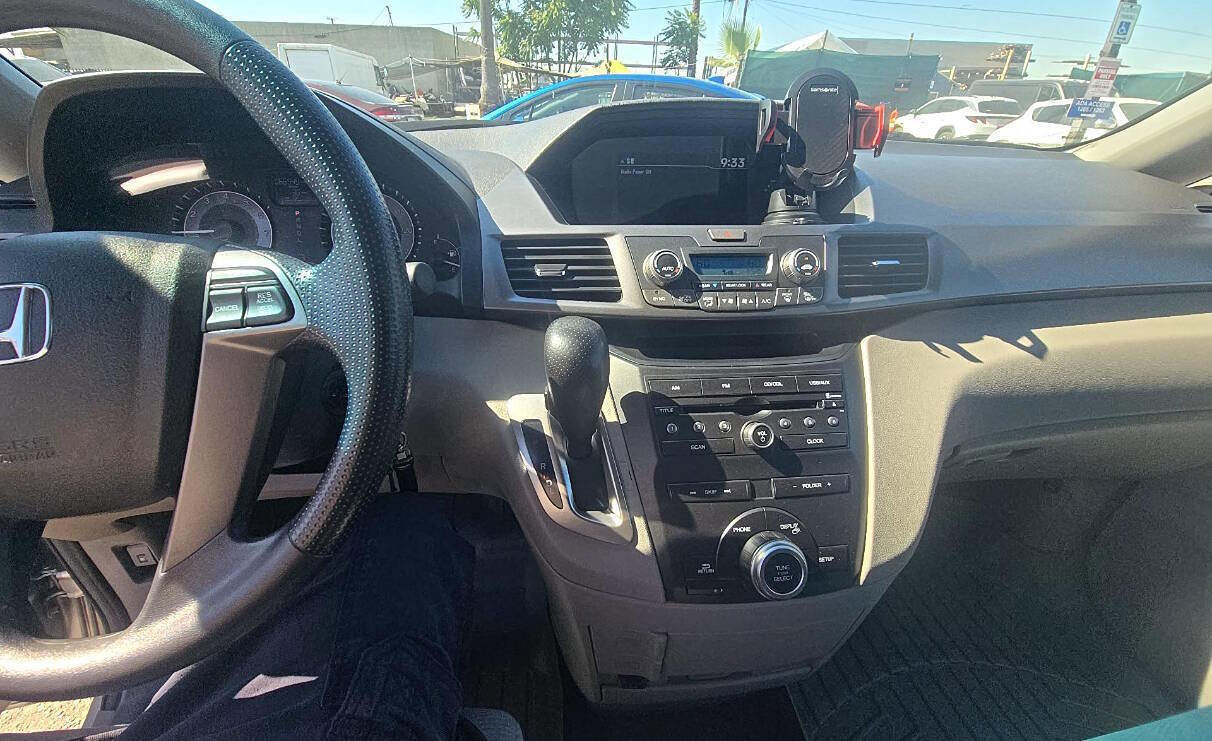 Used 2012 Honda Odyssey EX image 15
