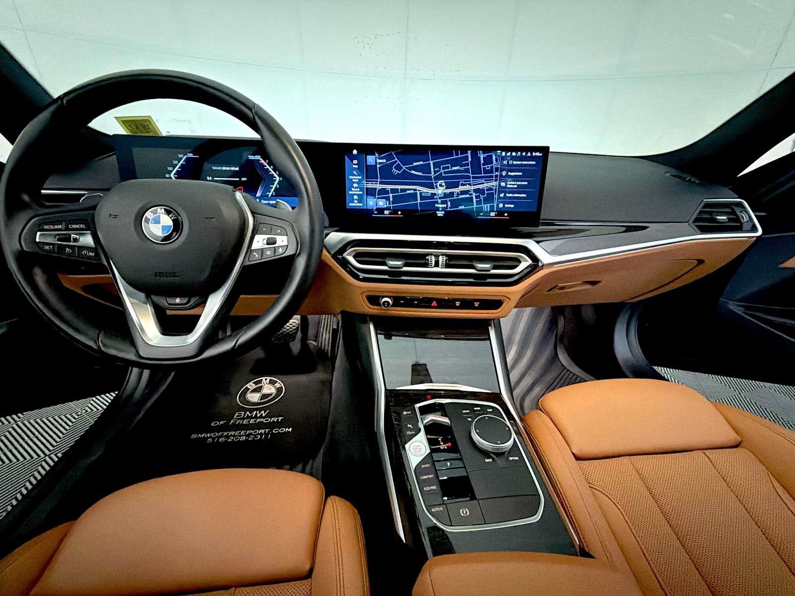 Used 2023 BMW 330i xDrive Sedan w/ Driving Assistance Package AWD/4WD image 16