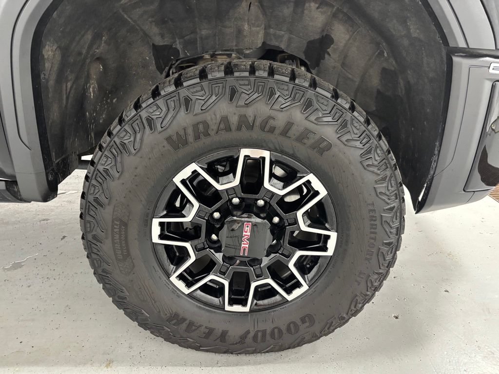 Used 2026 GMC Sierra 2500 AT4X AWD/4WD image 62