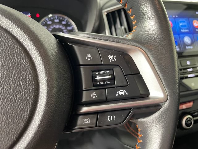 Used 2020 Subaru Crosstrek 2.0i Limited w/ Moonroof Package w/Navigation AWD/4WD image 11