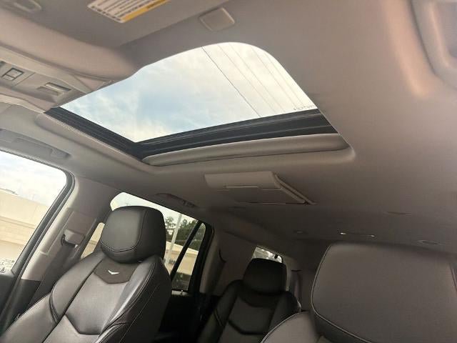 Used 2020 Cadillac Escalade Premium Luxury AWD/4WD image 34