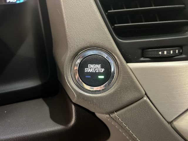 Certified 2019 GMC Yukon Denali w/ Denali Ultimate Package AWD/4WD image 16