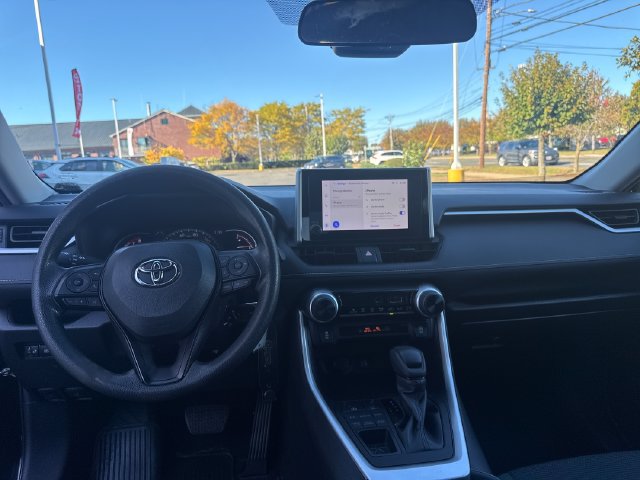 Used 2023 Toyota RAV4 LE AWD/4WD image 15