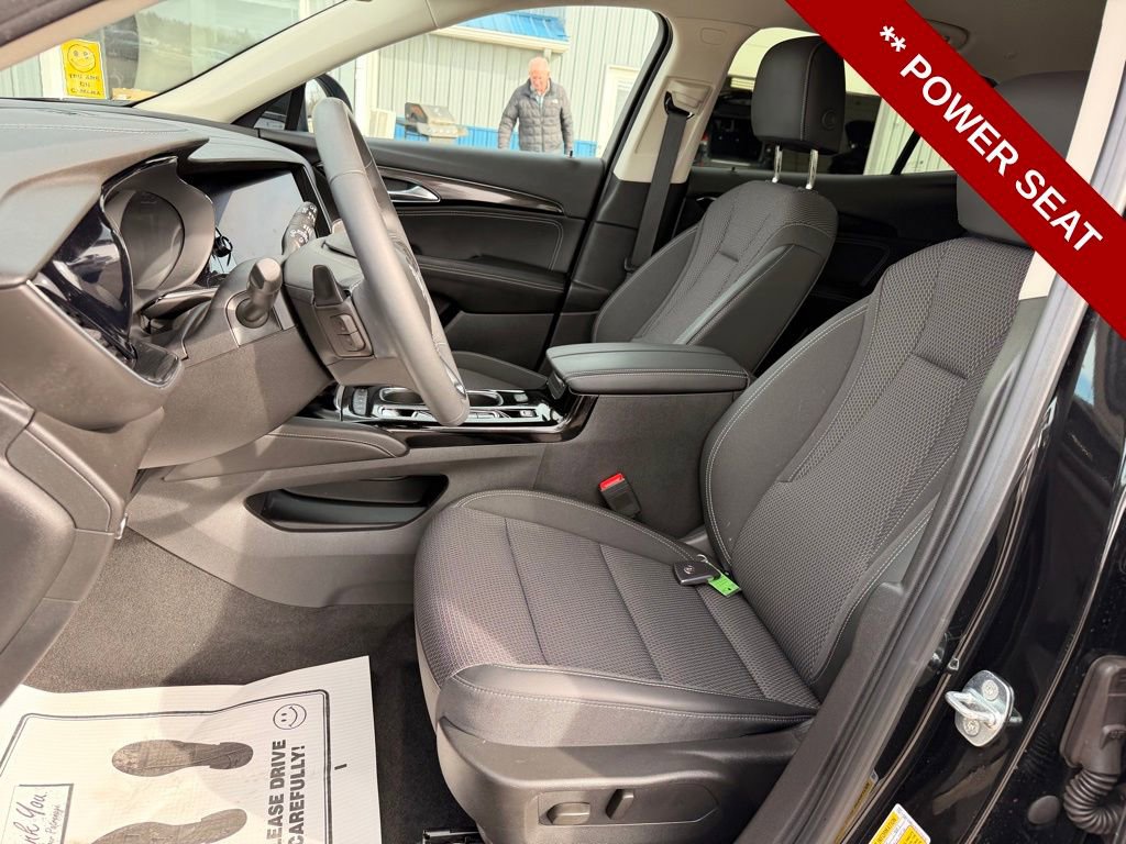 Used 2023 Buick Envision Preferred image 14