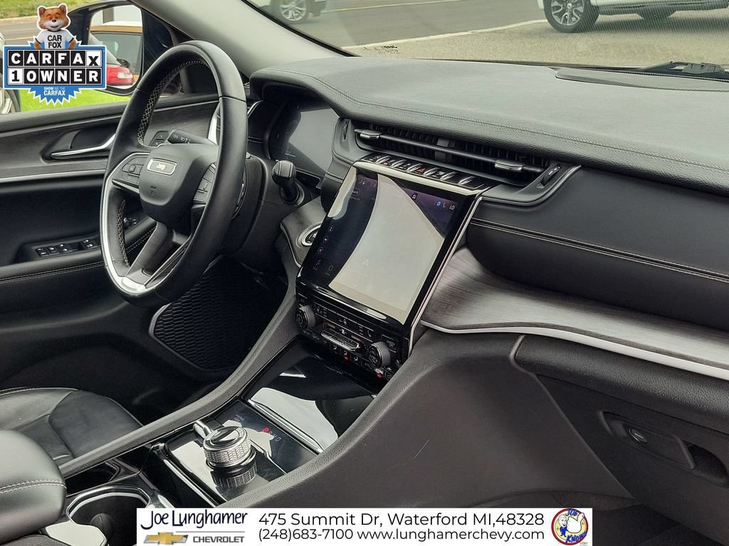 Used 2022 Jeep Grand Cherokee L Limited AWD/4WD image 31
