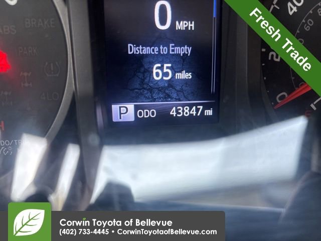 Used 2021 Toyota Tacoma SR image 14