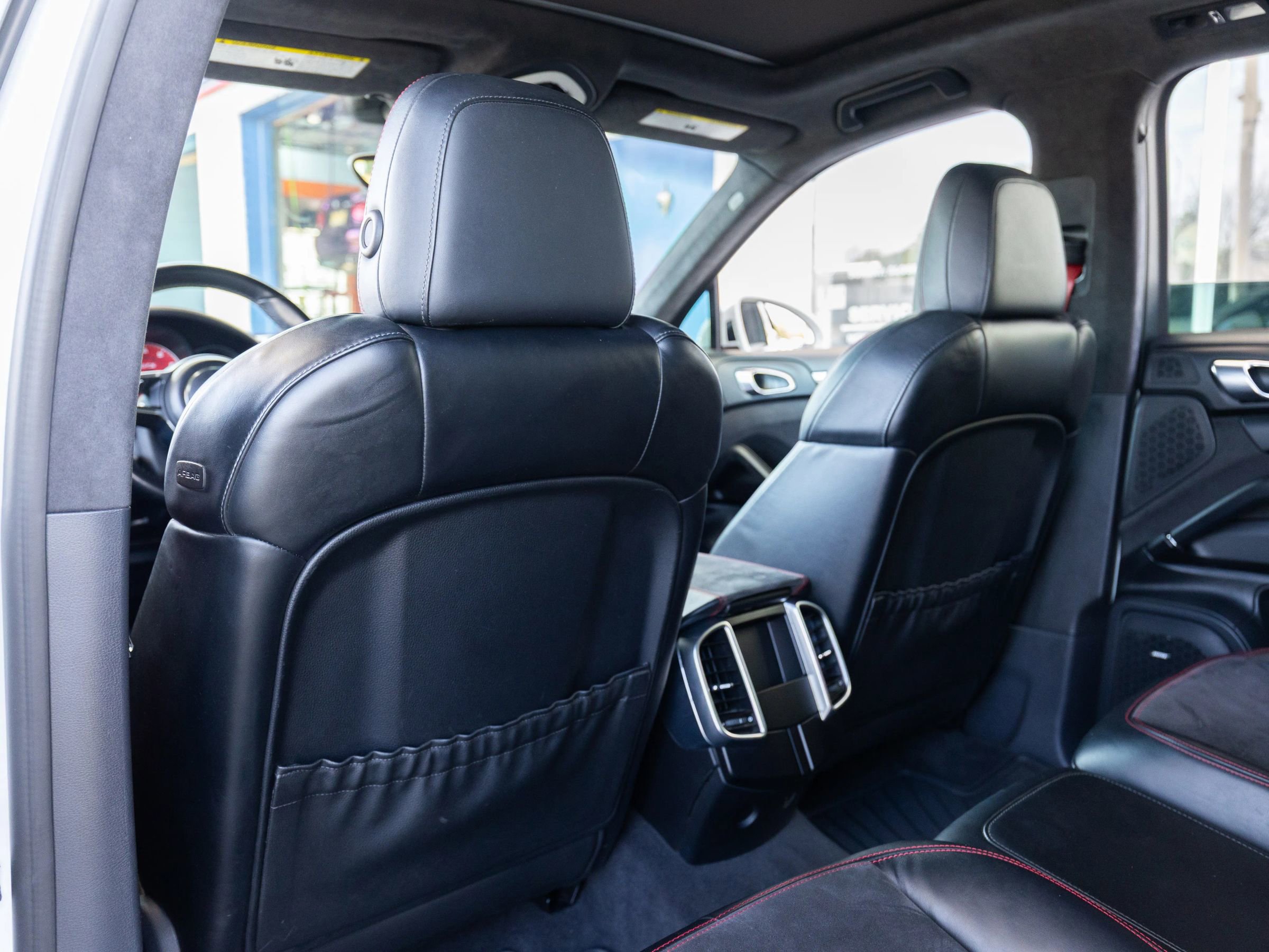 Used 2017 Porsche Cayenne GTS AWD/4WD image 31