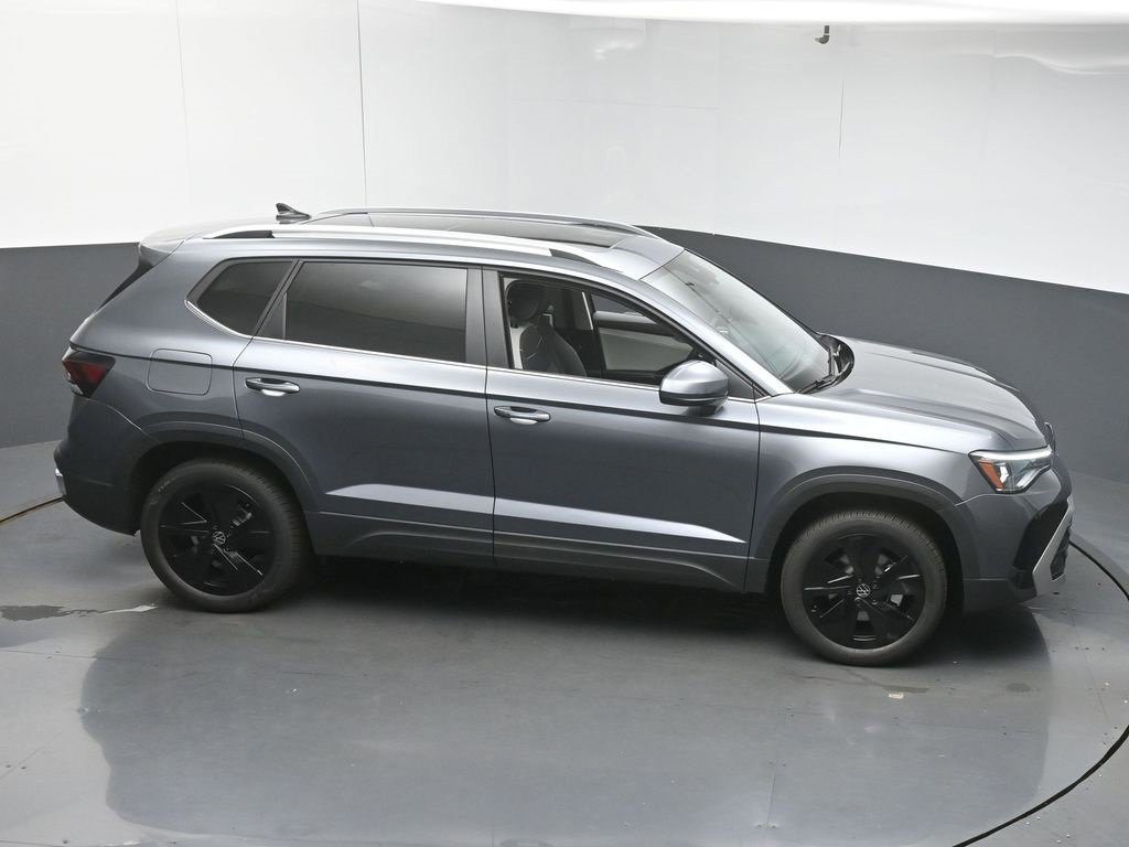 New 2025 Volkswagen Taos SE image 50